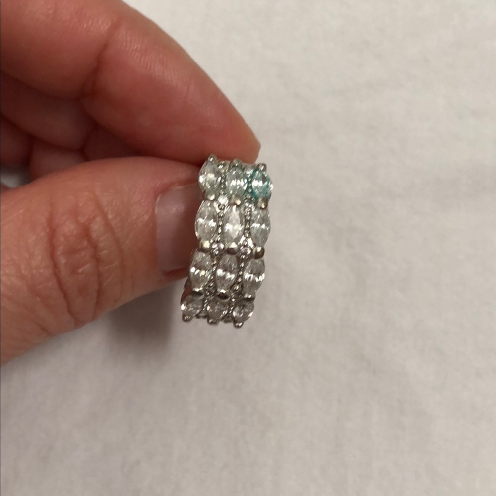 Ring - Picture 4 of 4